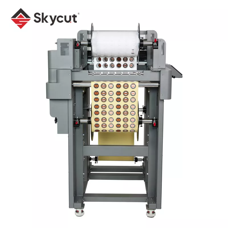 Roll-to-roll label-stansmachine